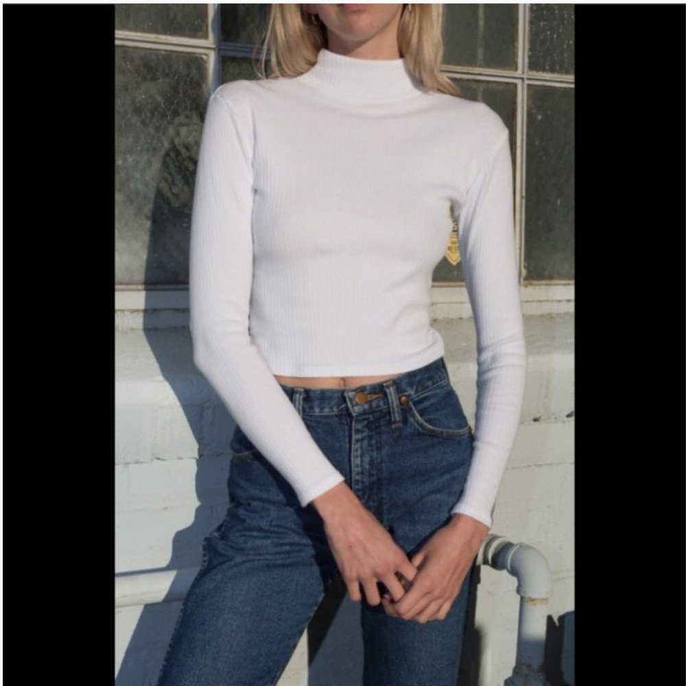 Brandy Melville White Daniela Cotton Turtleneck Rib Top XS